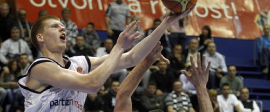 Crno-beli još jednom pobedili CZ Beograd DIVA