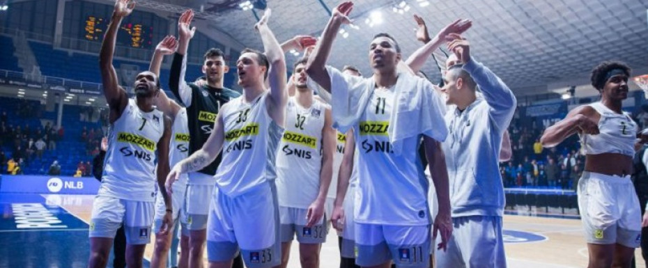 Crno-beli sutra u Podgorici protiv SC Derbija
