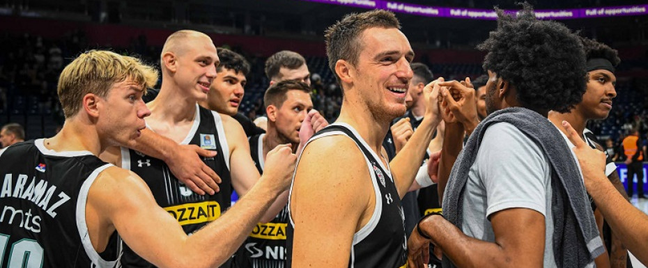 Parni valjak sutra protiv Barselone u Štark areni