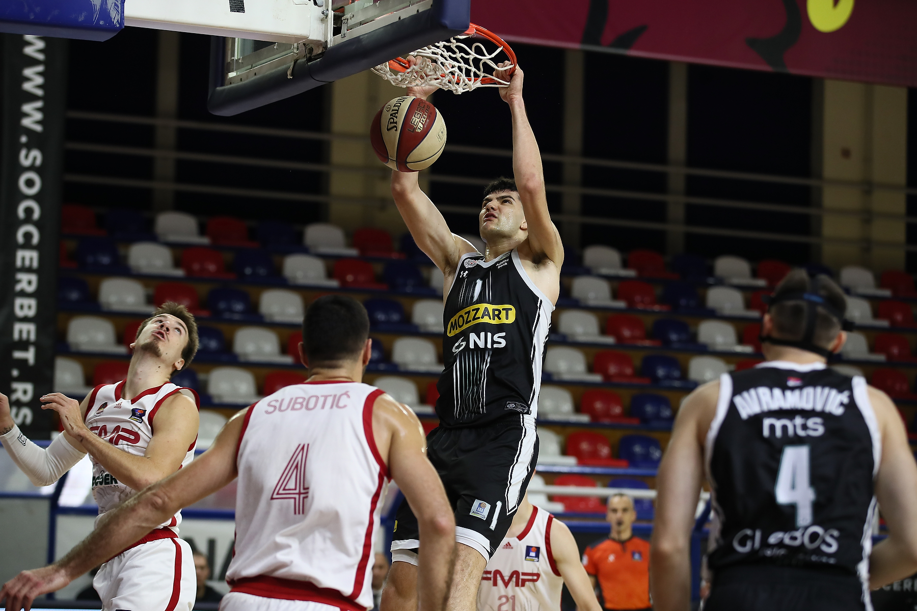 Partizan Mozzart Bet na +44 u Železniku