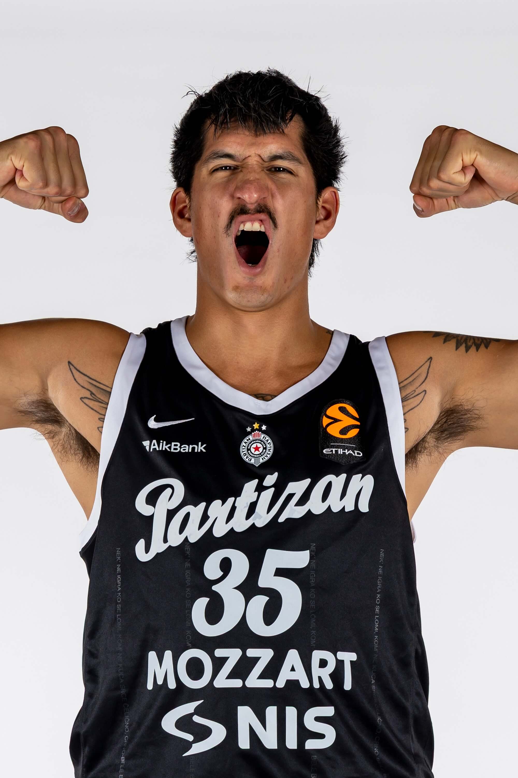 Derek Willis